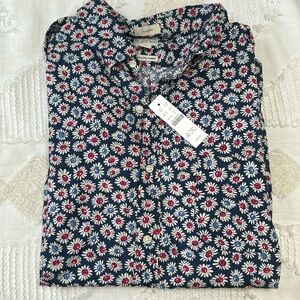 J CREW XL SIZE Button-down, short sleeve dress shirt
